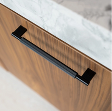 Load image into Gallery viewer, Handle Arpa - 192 mm brushed black