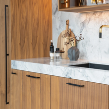 Load image into Gallery viewer, Handle Arpa - 192 mm brushed black