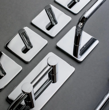 Load image into Gallery viewer, Base 200 - Salernisrúlluhaldari - pólerað króm