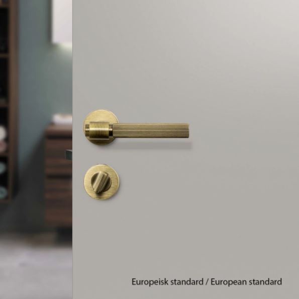 Toilet fittings R-E antique bronze